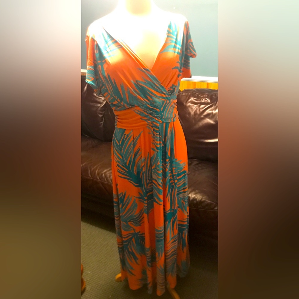 NWOT Iman maxi dress in orange and palm leaves